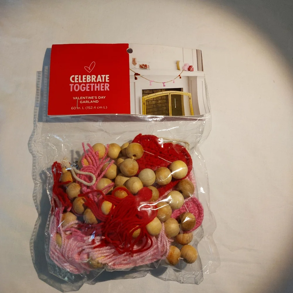Celebrate Together Valentine's Day Wooden Bead Garland Tasseled NEW